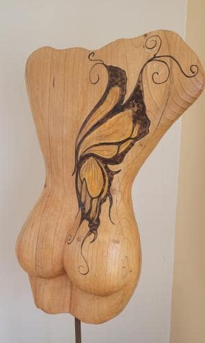 Femme Papillon